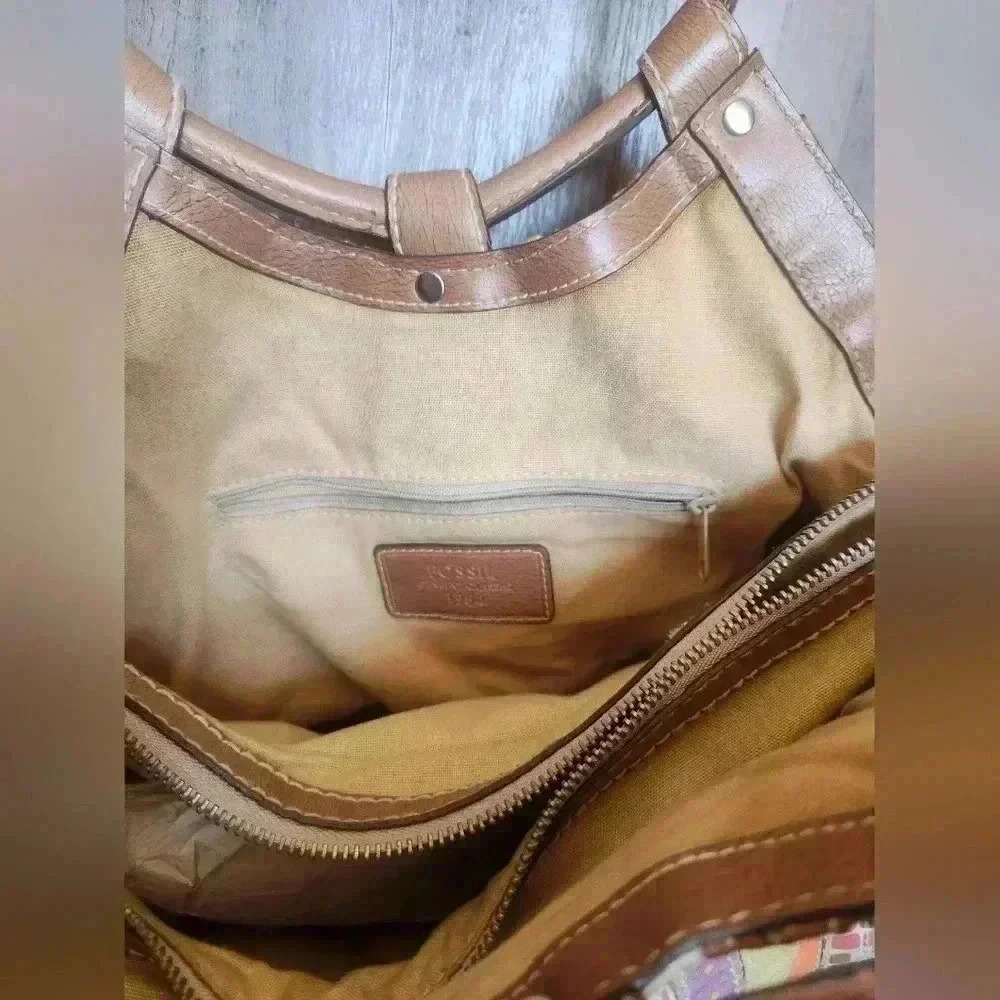 FOSSIL Patchwork Multicolor Shoulder Bag With Key… - image 7